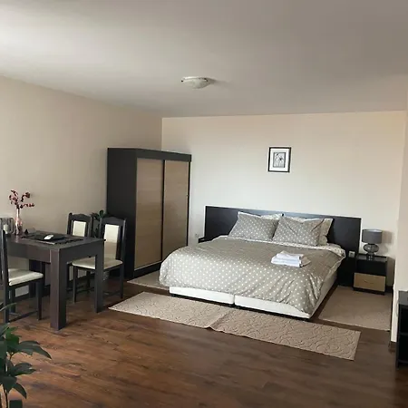 Comfortable And Affordable Big Apartamento